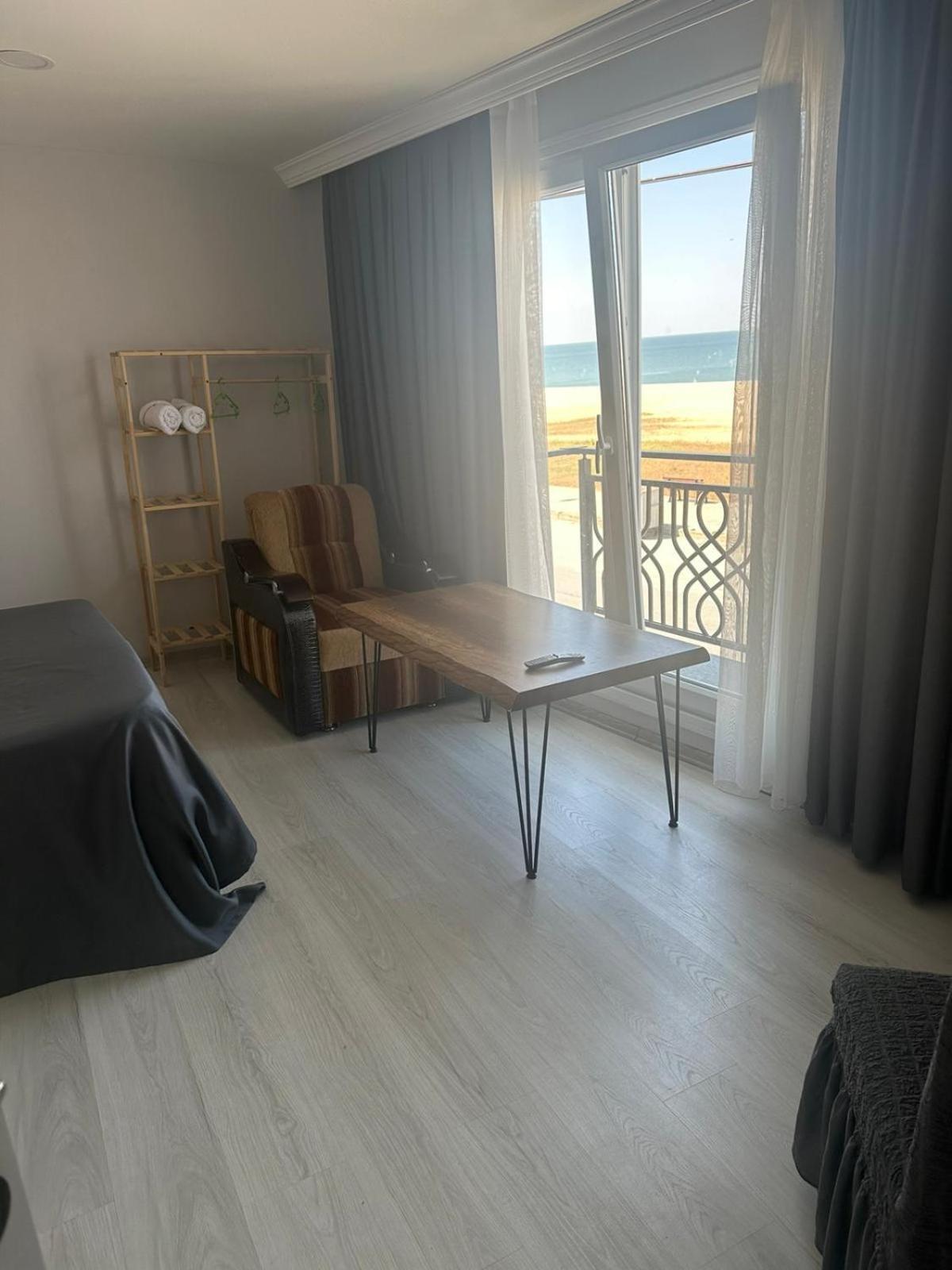 Holiday Beach Hotel Arnavutkoy Exterior foto